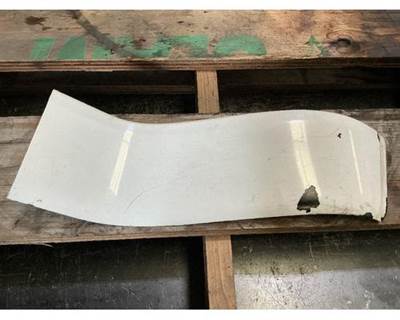 International LT625 Truck Skirt