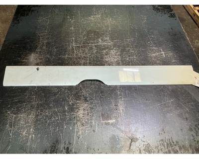 International LT625 Left Truck Skirt