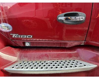 Kenworth T680 Truck Skirt