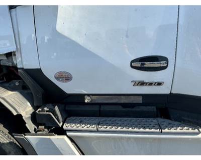 Kenworth T680 Truck Skirt