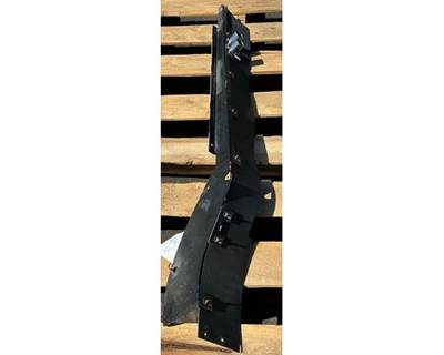 Peterbilt 579 Truck Skirt