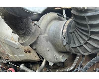 Detroit DD15 Turbocharger / Supercharger for a Freightliner Cascadia 125