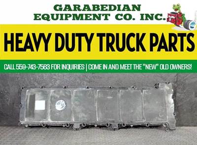 Detroit DD15 Valve Cover