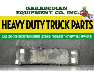 Detroit DD15 Valve Cover for a Unmarked