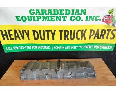 International MaxxForce DT Valve Cover