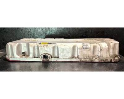 Mack MP7 Valve Cover for a Mack CXU612