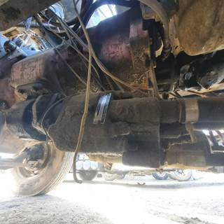 Muncie MUNCIE Wet Kit for a Freightliner FL Cabover