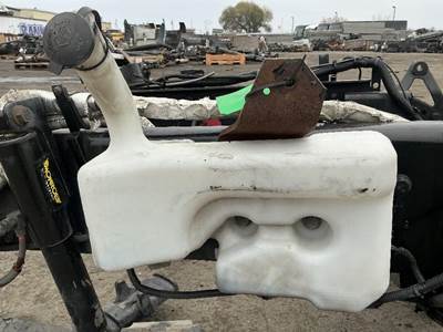 International LT625 Windshield Washer Reservoir