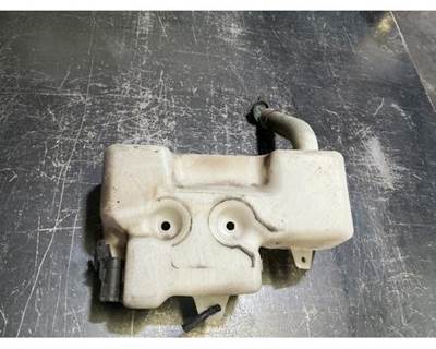 International Windshield Washer Reservoir for a International RH613