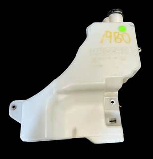Kenworth T680 Windshield Washer Reservoir