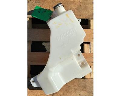 Peterbilt 579 Windshield Washer Reservoir
