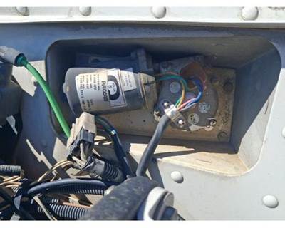 Peterbilt 384 Windshield Wiper Motor