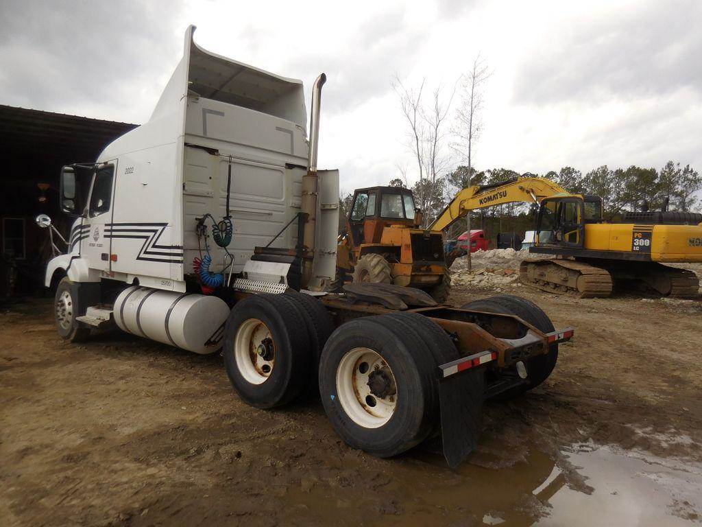 2005 Meritor MT4014X Rear Differential for a Volvo Truck VNL For Sale