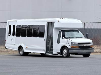 Chevrolet Express 4500 Bus - Gm, Automatic