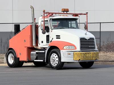 Mack Pinnacle CXU612 Flatbed Truck - 415HP, 10 Speed Manual
