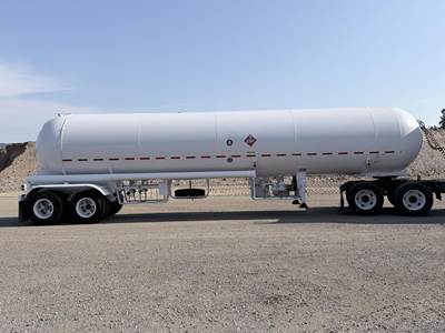 Trinity Industries 40.5ft Tandem Axle Mild Steel Industrial Gas Tank Trailer - Spring