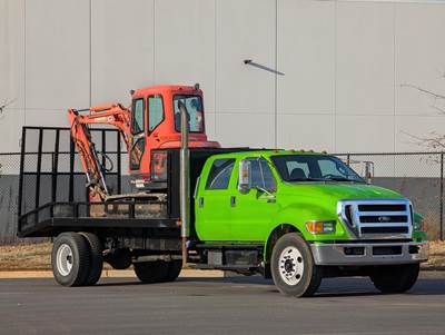 Ford F-750 Landscape Truck - Automatic