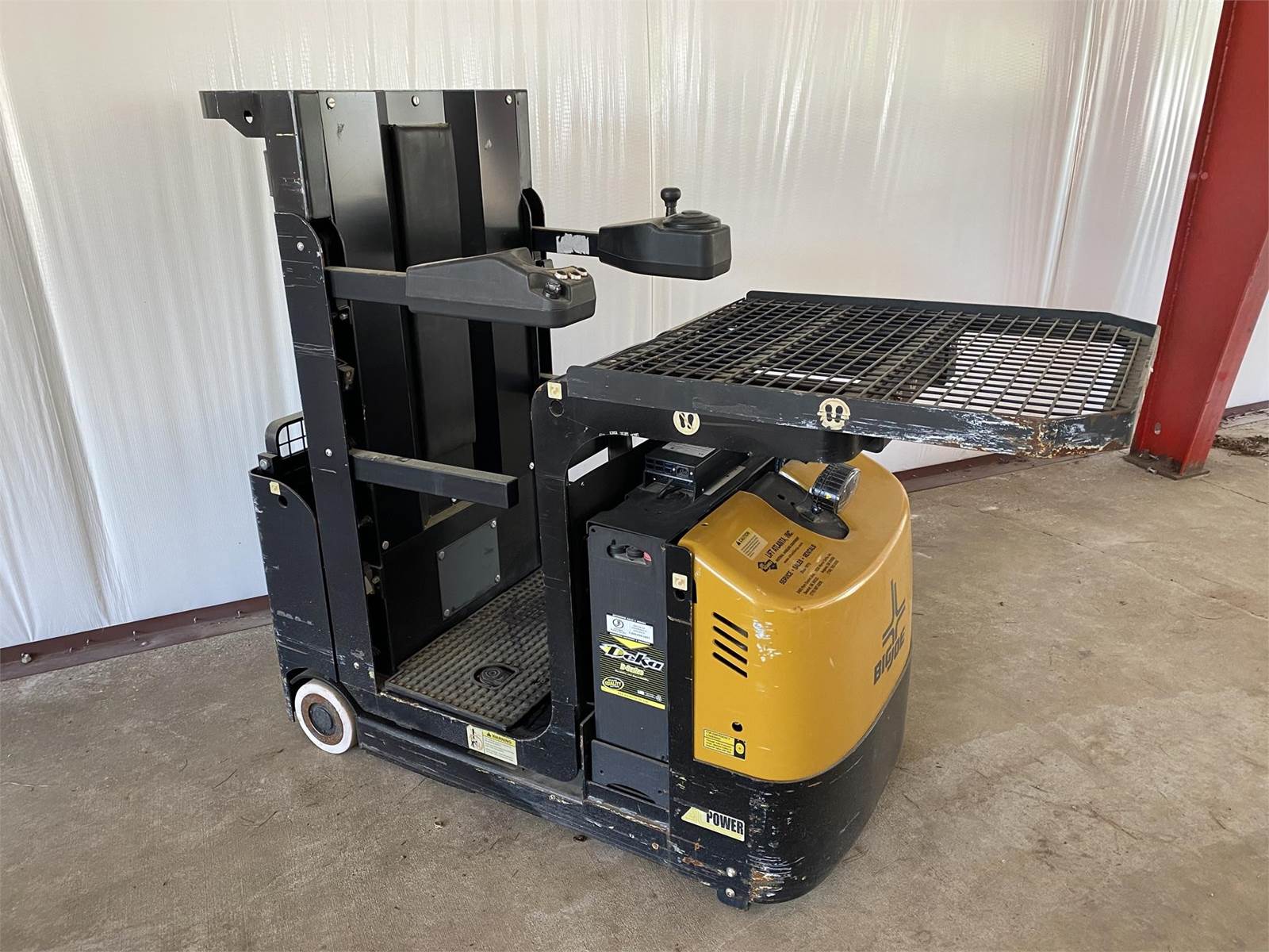 2017 Big Joe J1 JOEY Order Picker Forklift For Sale, 1,311 Hours