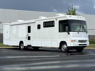 Workhorse FT1461 Single Axle Truck - Chevrolet, Automatic