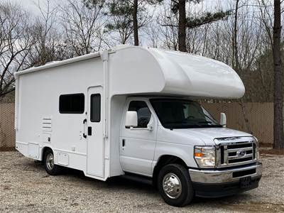 THOR MOTOR COACH FREEDOM ELITE 24HE RV