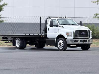 Ford F-750 Single Axle Rollback Tow Truck - 6.7L POWER STROKE, Automatic
