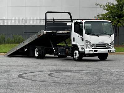 Isuzu NRR Single Axle Rollback Tow Truck - 210HP, 6 Speed Automatic