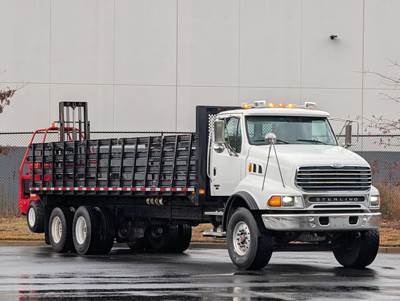 Sterling L9500 Tandem Axle 28 ft Stake Bed Truck - 450HP, 8Ll Manual