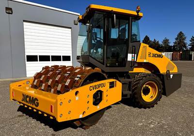 Xcmg CV83PDU Padfoot Roller Compactor