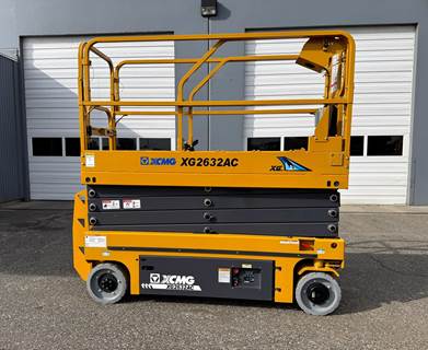 Xcmg XG2632AC Scissor Lift - 33ft Working Height