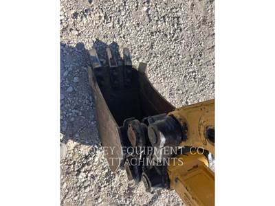 Caterpillar BK302P12 Excavator