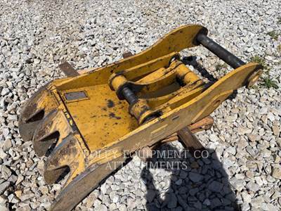 Caterpillar TH320QH+F Excavator