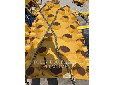 Caterpillar SKCS44 Smooth Drum Roller Compactor