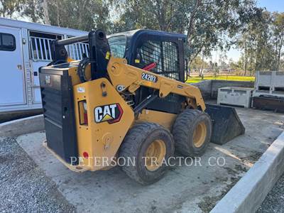 Caterpillar 242D3 Skid Steer