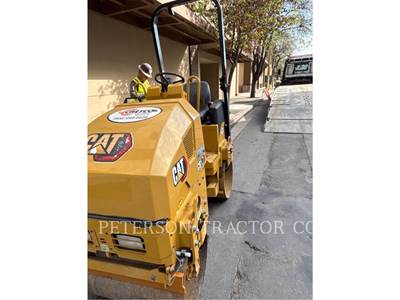 Caterpillar CB1.7 Tandem Vibratory Roller