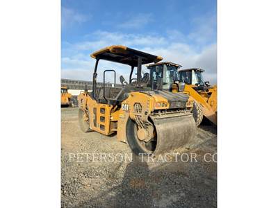 Caterpillar CB10 Smooth Drum Roller Compactor