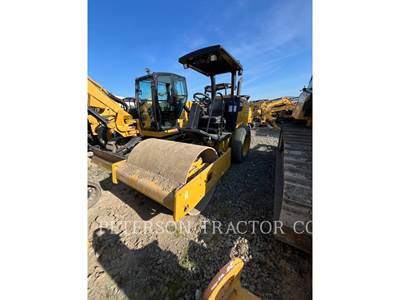 Caterpillar CS34 Vibratory Soil Compactor