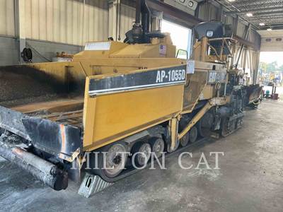 Caterpillar AP-1055D Asphalt Paver