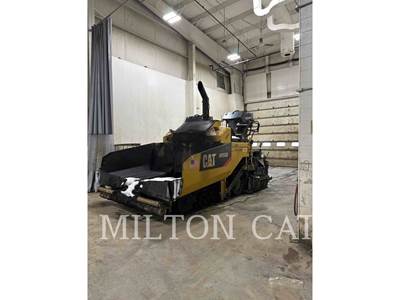 Caterpillar AP-555E Asphalt Paver