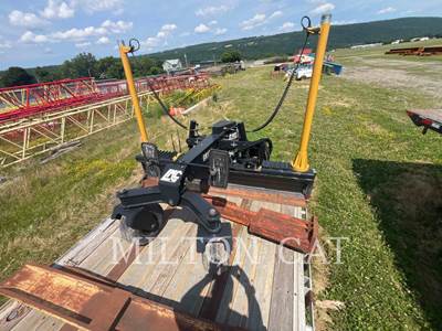Caterpillar GB124 Blade