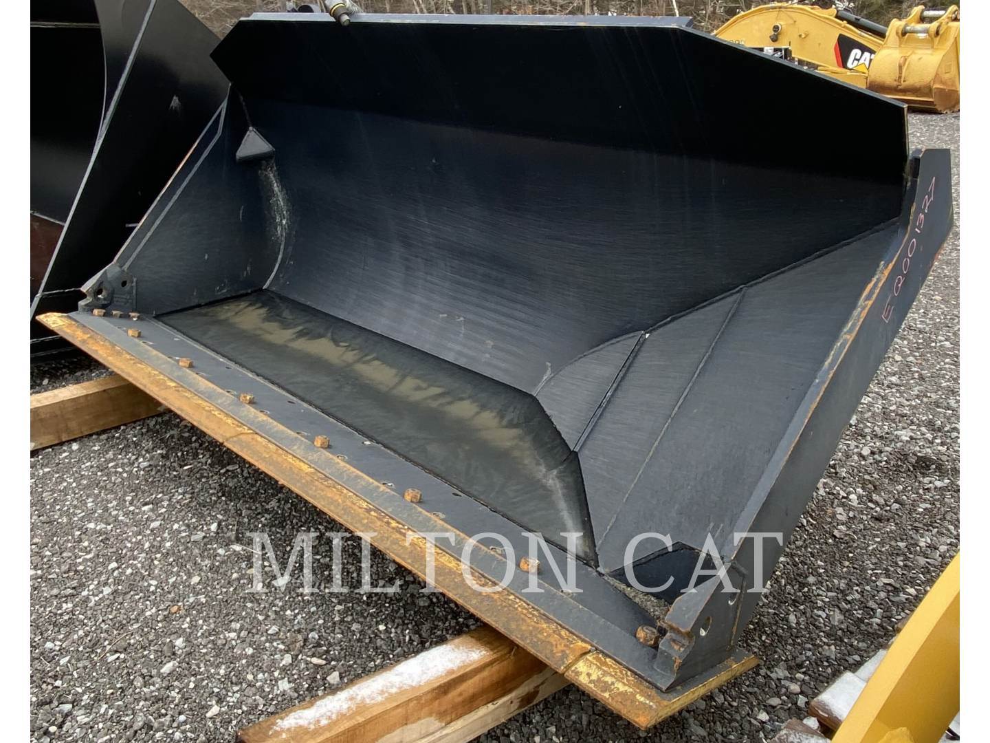 2014 Caterpillar 2.5 CYD SIDE DUMP BUCKET FUSION Bucket For Sale, 1