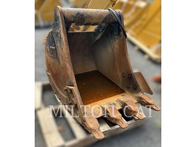 Caterpillar 36" HD BUCKET, PIN LOCK Bucket
