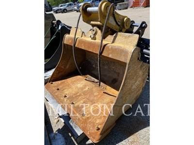Caterpillar B LINKAGE 60" TILT BUCKET Bucket
