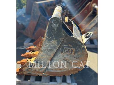 Caterpillar M314F/M318F/M322F 36" HD BUCKET, PIN LOCK Bucket