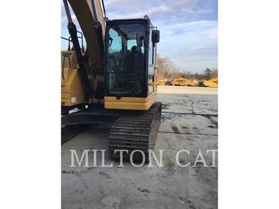 Caterpillar 325 Excavator