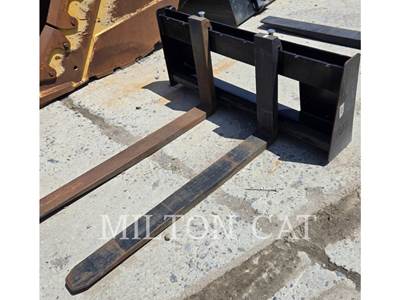 Caterpillar 903/906 46" CARRIGAE CLASS 2 SSL Fork