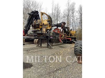 Weiler 559 Trailer-Mounted Log Loader