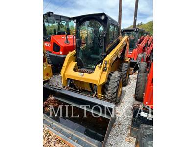 Caterpillar 236D3 Mini Skid Steer