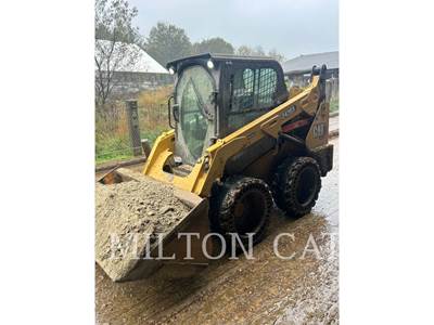 Caterpillar 242D3 Track Skid Steer