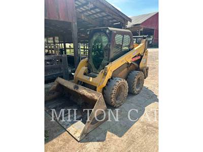 Caterpillar 242D3 Track Skid Steer