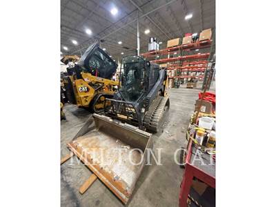 John Deere 317G Skid Steer